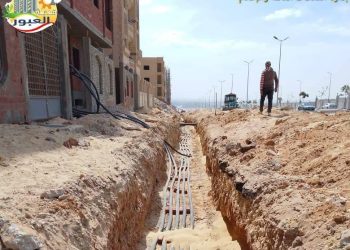 وزير الإسكان: تكثيف مشروعات شبكات الكهرباء بأراضي “بيت الوطن” وأعمال التطوير بمدينة العبور