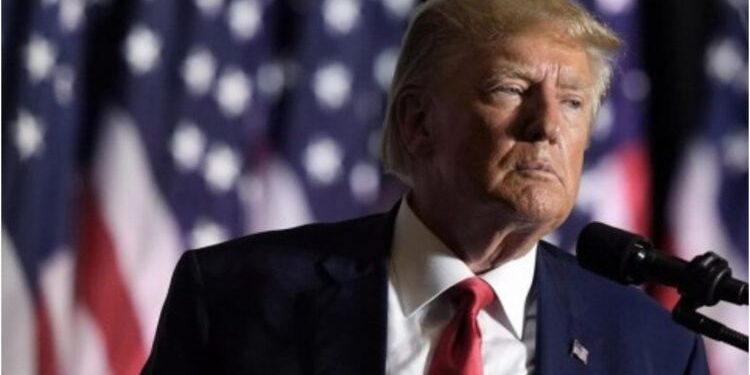 ترامب يدعو إلى فرض رسوم جمركية على شركات أدوية أمريكية انتقلت إلى أيرلندا