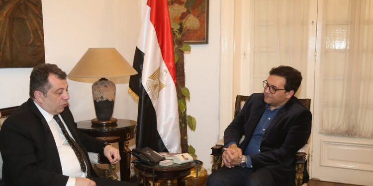 وزير الثقافة يلتقي السفير الأرميني لبحث سبل تعزيز التعاون الثقافي بين مصر وأرمينيا