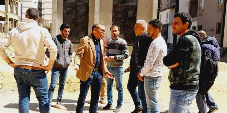 وزير الإسكان يُتابع الموقف التنفيذي للمشروعات السكنية بعددٍ من المدن الجديدة