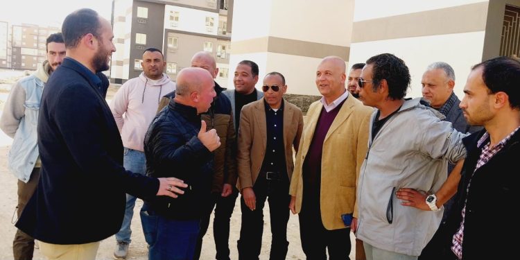 مسئولو "الإسكان مسئولو “الإسكان” يتفقدون سير العمل بالمشروعات السكنية بمدينة بدر