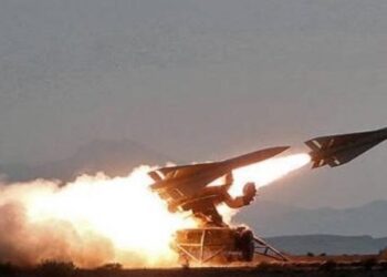 بيان عاجل من الحوثيين بعد استهداف مطار بن جوروين في إسرائيل