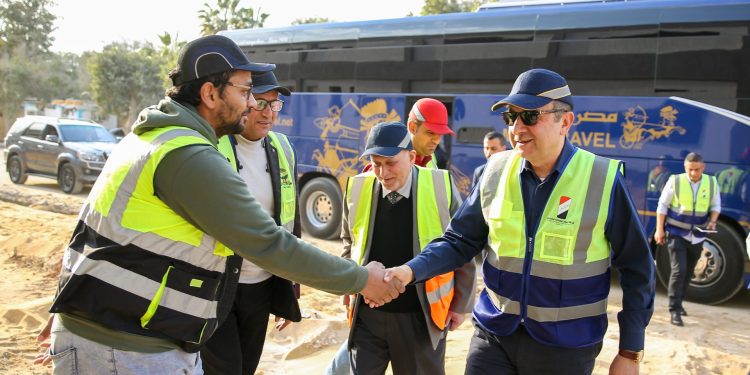 وزير قطاع الأعمال  وزير قطاع الأعمال