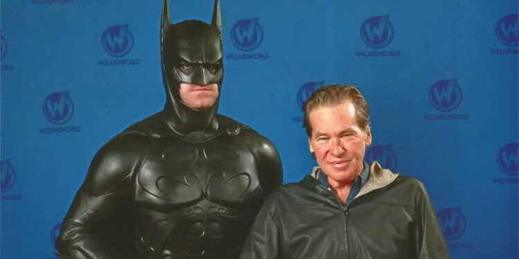 وفاة بطل فيلم باتمان بسبب إلتهاب رئوي