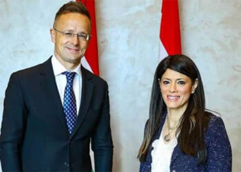 وزيرة التخطيط تعقد جلسة مباحثات موسعة مع وزير الخارجية والتجارة المجري