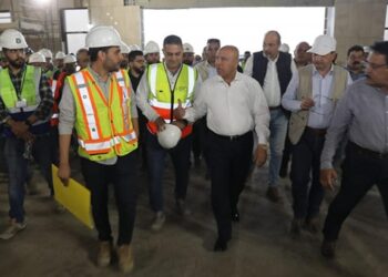 وزير الصناعة والنقل في جولة تفقدية هامة بمشروع الخط الأول من شبكة القطار الكهربائي السريع