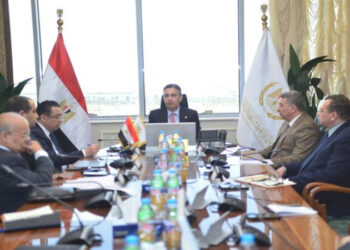 وزير التموين يؤكد على أهمية الرقابة على الذهب والمعادن الثمينة