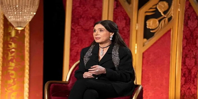 الراقصة دينا: ابني يعيش المساكنة الجمعة