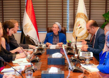 وزيرة البيئة تلتقي وفد جمعية أرباب رجال الأعمال الفرنسية “ميديف الدولية” MEDEF لتعزيز الاستثمارات