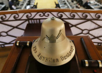 صعود قوى لمؤشرات البورصة بمستهل التعاملات ورأس المال يربح 42 مليار جنيه