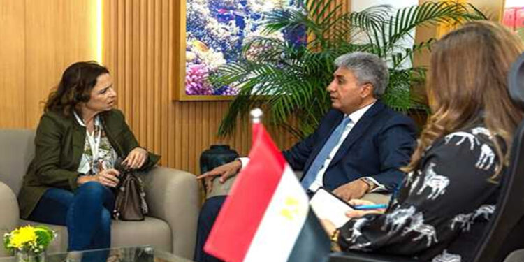 وزير السياحة والآثار يلتقي بنظيرته اللبنانية