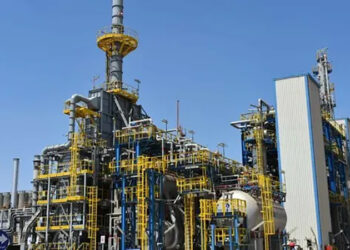 البترول تعلن عن 3 اكتشافات زيت وغاز يضيف للمخزون 12 مليون برميل مكافئ