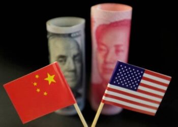 علاقات الدولار والذهب بالحرب التجارية الأمريكية الصينية