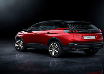 بيجو 3008 العائلية سعرها 500 ألف جنيه