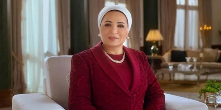 السيدة انتصار السيسي تهنئ أبناء مصر الأقباط بعيد القيامة المجيد