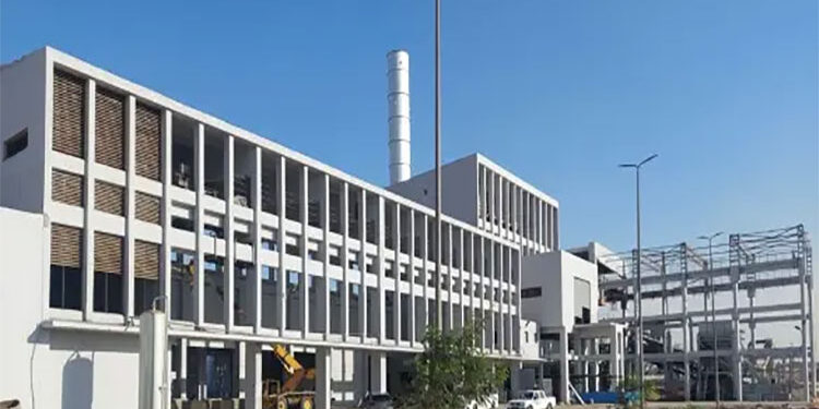 بعد توقف 5 سنوات.. “قطاع الأعمال”: إعادة تشغيل مصنع الفيروسليكون بشركة “كيما”