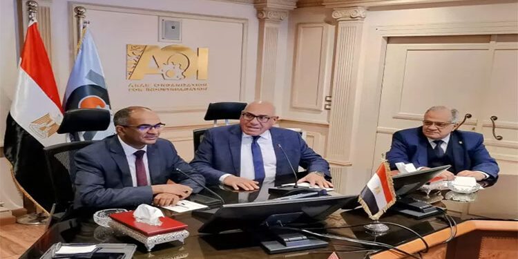 نائب وزير الإسكان ورئيس الهيئة العربية للتصنيع يتابعان موقف تنفيذ مشروعات مياه الشرب والصرف الصحي