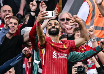 ليفربول يتوج بلقب الدوري الإنجليزي للمرة العشرين في تاريخه بعد فوزه توتنهام بخماسية