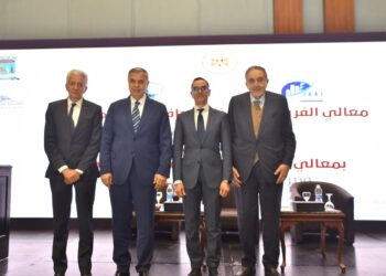 وزير الاستثمار ومحافظ الإسكندرية يعقدان لقاءًا موسعًا مع أعضاء الغرفة التجارية بالإسكندرية