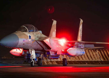 الجيش الإسرائيلي يشن غارات عنيفة على شرق مدينة غزة