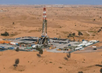 لتكثيف حفر الآبار بحقول غارب.. تشغيل أول حفار حديث من بين ثلاثة حفارات ×6 معلومات