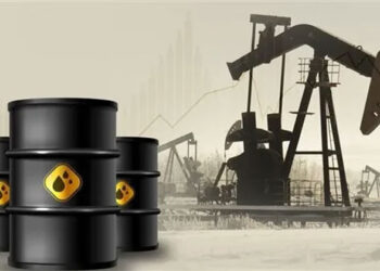 تراجع العقود الآجلة للخام الأمريكي إلى 61.30 دولار للبرميل