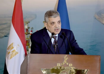 أسامة ربيع: تعويم سفينة «إيفرجيفن» قصة استثنائية سجلها التاريخ