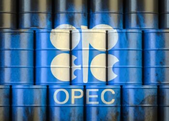 لأول مرة منذ عام..أرامكو تخفض أسعار النفط