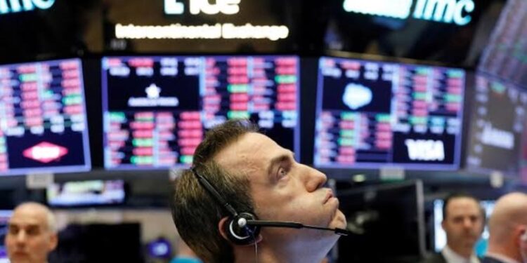 زلزال يهز الأسواق العالمية..انهيار الذهب والنفط عقب رد الصين على رسوم ترامب