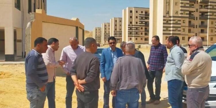 وزير الإسكان يتابع موقف تنفيذ وحدات “سكن لكل المصريين” بمدينة العبور الجديدة