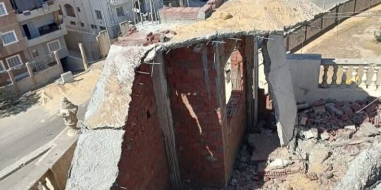 وزير الإسكان يُصدر قراري إزالة لتعديات ومخالفات بناء بتوسعات العلمين ودمياط