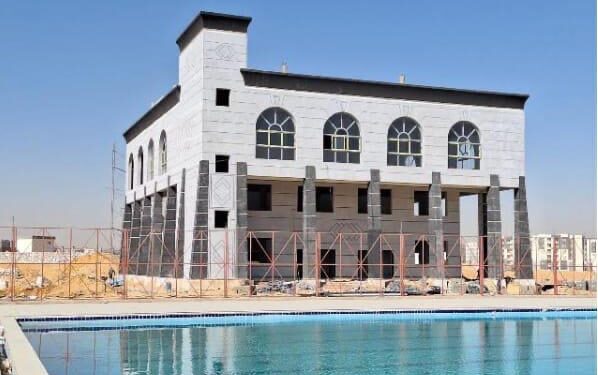 تنفيذاً لتوجيهات وزير الإسكان: دفع العمل في تنفيذ 27 مبنى خدميا تشمل مدارس ووحدات صحية وناديا بأكتوبر الجديدة