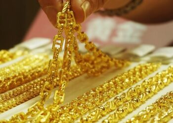 ارتفاع عيار 21..الذهب يحافظ على بريقه في الصاغة رغم انخفاضه عالميًا