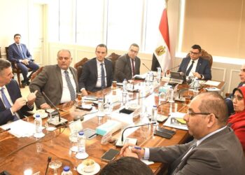 وزير الإسكان يُتابع معدلات تسويق عدد من مشروعات هيئة المجتمعات العمرانية الجديدة