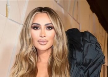 مايا دياب تحيي حفلا غنائيا فى تركيا