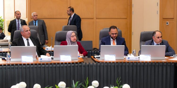 Image processed by CodeCarvings Piczard ### FREE Community Edition ### on 2025-04-28 08:58:15Z |  |  وزيرا الكهرباء والبيئة يبحثان سبل العمل المشترك في قضايا البيئة والطاقات المتجددة