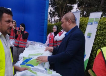 مؤسسة العربى تشارك 250 طفل احتفالات المحافظة بيوم اليتيم