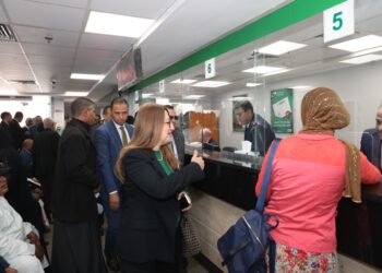 رئيس البريد” تتفقد.. مكاتب بريد “القليوبية” لمتابعة حركة انتظام صرف العمل