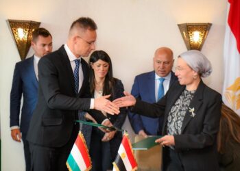 وزيرة البيئة تشارك في الدورة الخامسة للجنة المشتركة المصرية المجربة للتعاون الاقتصادي