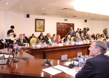 عمرو طلعت: نحرص على توسيع آفاق التعاون مع الشركات الفرنسية فى مختلف مجالات قطاع الاتصالات