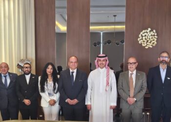 شركة جراندي صبور توقع اتفاقية تعاون مع الأمير سعود بن عبدالعزيز رئيس شركة سراة للاستثمار