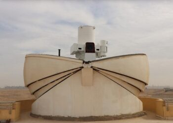 معهد البحوث الفلكية ينتهي من تركيب التليسكوب الثاني بمحطة رصد الأقمار الصناعية والحطام الفضائي