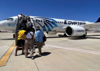 لمدة عام…الحكومة تمدد العمل بتأشيرات مصر للطيران الترانزيت المجانية «96 ساعة»