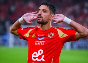 طاهر محمد طاهر يسجل الهدف الأول للأهلى فى شباك صن داونز