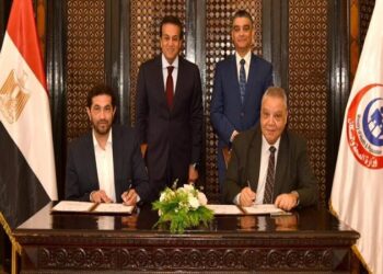 وزير الصحة يشهد توقيع بروتوكول تعاون بين هيئة الشراء الموحد ومعهد «جوستاف روسي»