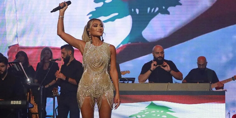 حفل غنائي لمايا دياب في لبنان