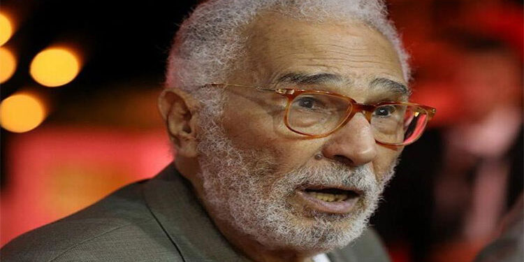 نجل عبد الرحمن أبو زهرة: التأمنيات قطعت معاش والدى ظنا أنه متوفى