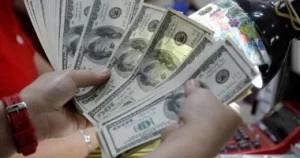 سعر الدولار اليوم