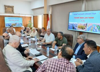 مسئولو “الإسكان” يتابعون موقف توفير القدرات الكهربائية لامتداد مدينة بني سويف الجديدة