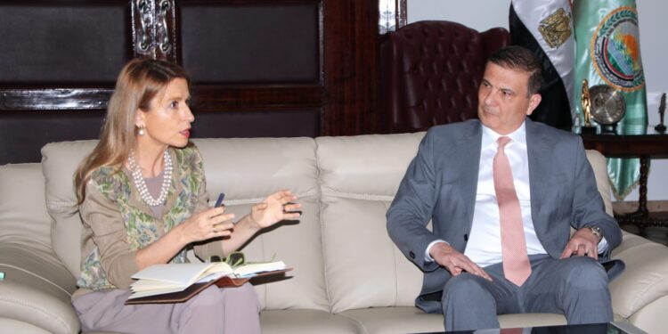 وزير الزراعة يبحث مع مدير ومكتب اليونسكو التعاون لتطوير المتحف الزراعي وحديقة الأسماك